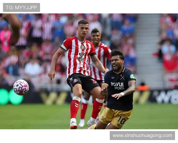 曼城迎战利物浦英超强强对话 聚焦两队顶级对决与赛季走势分析